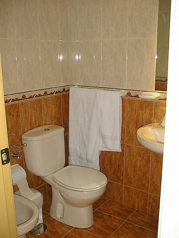 Hostal Restaurante Hermanos Zamora Palma del Río 2*,  إسبانيا