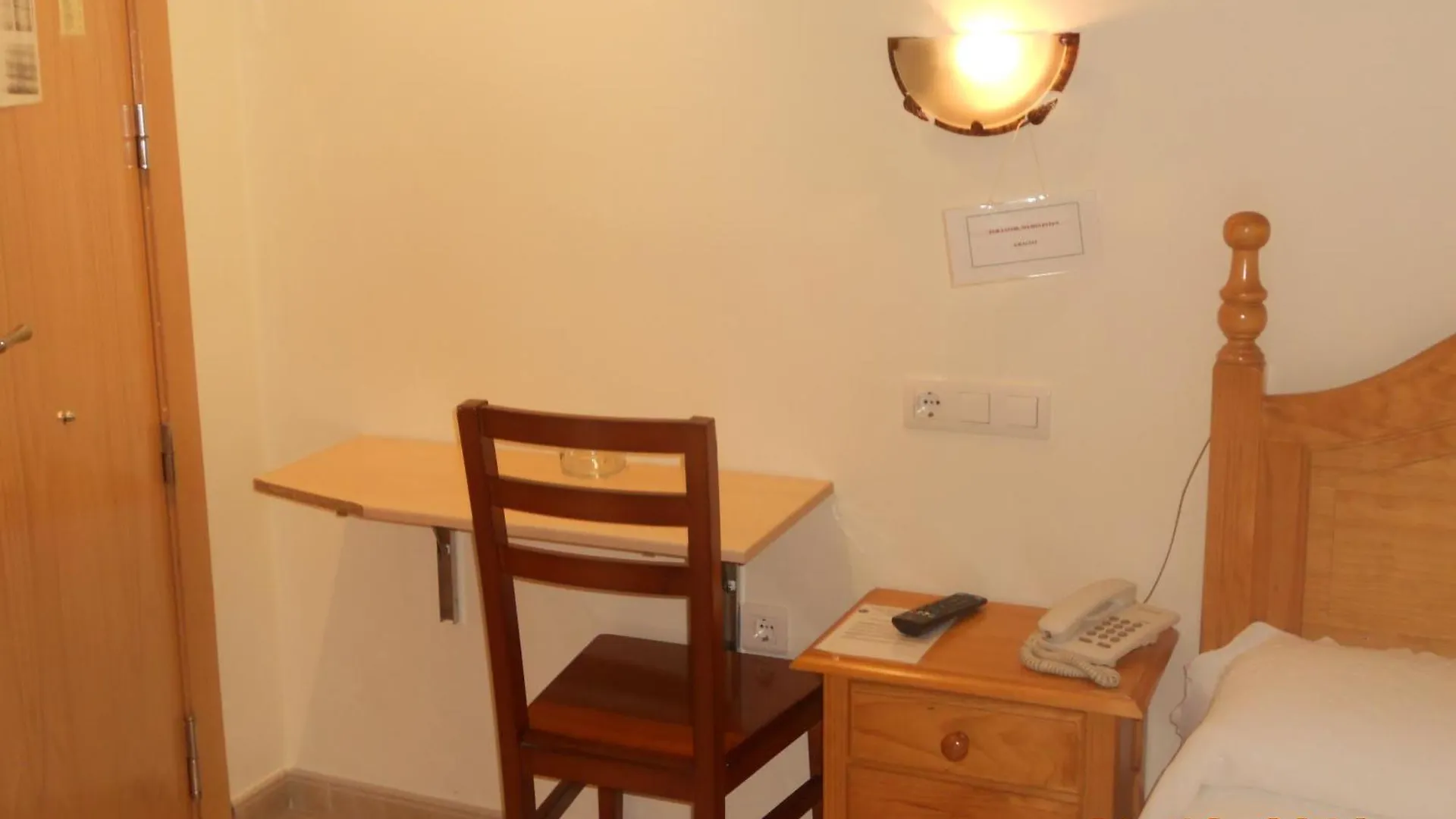 Hostal Restaurante Hermanos Zamora location